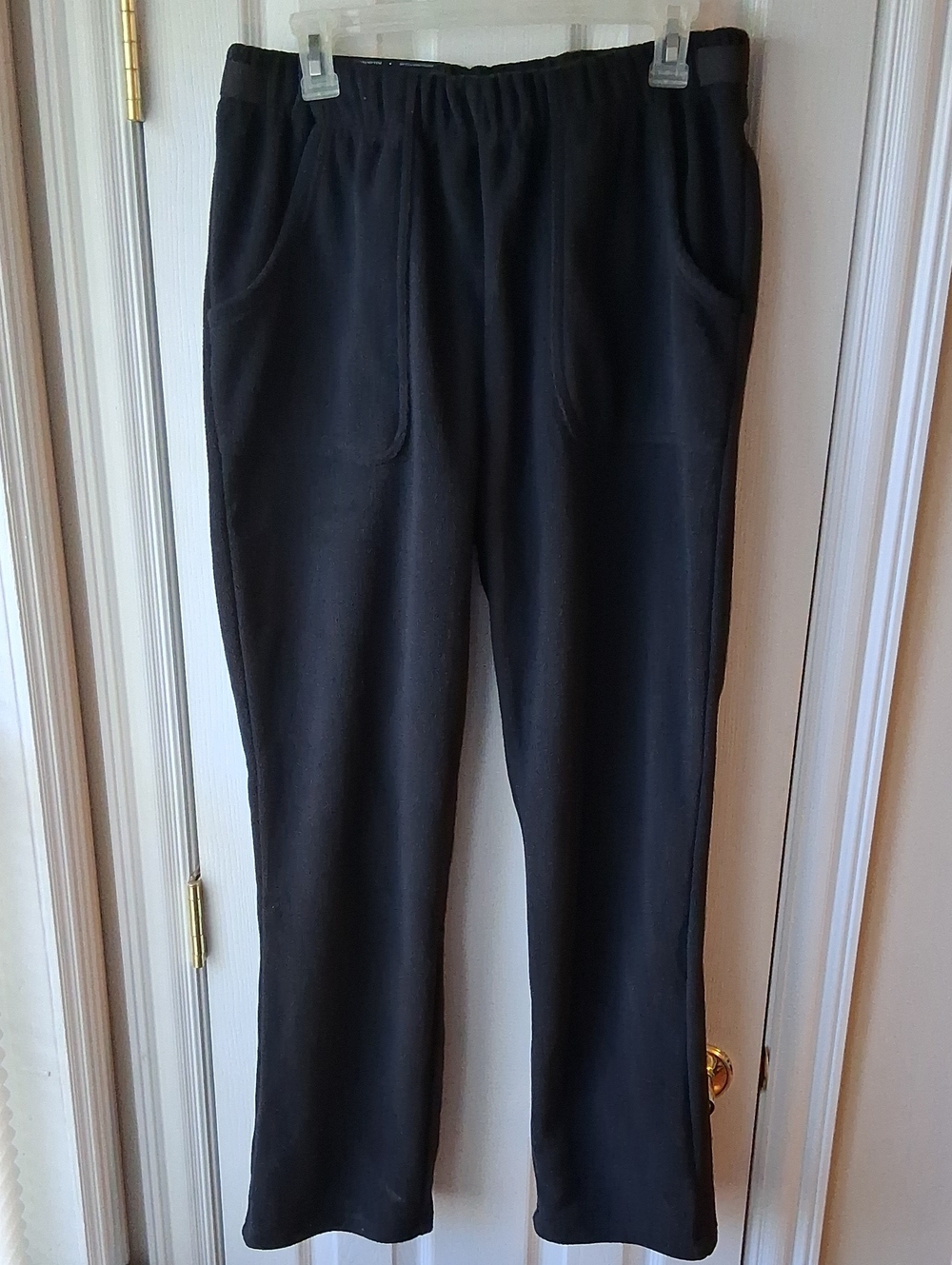 NWT Womans Silverts Adaptive Self-Dressing Easy On-Off Design Black Fleece Pants